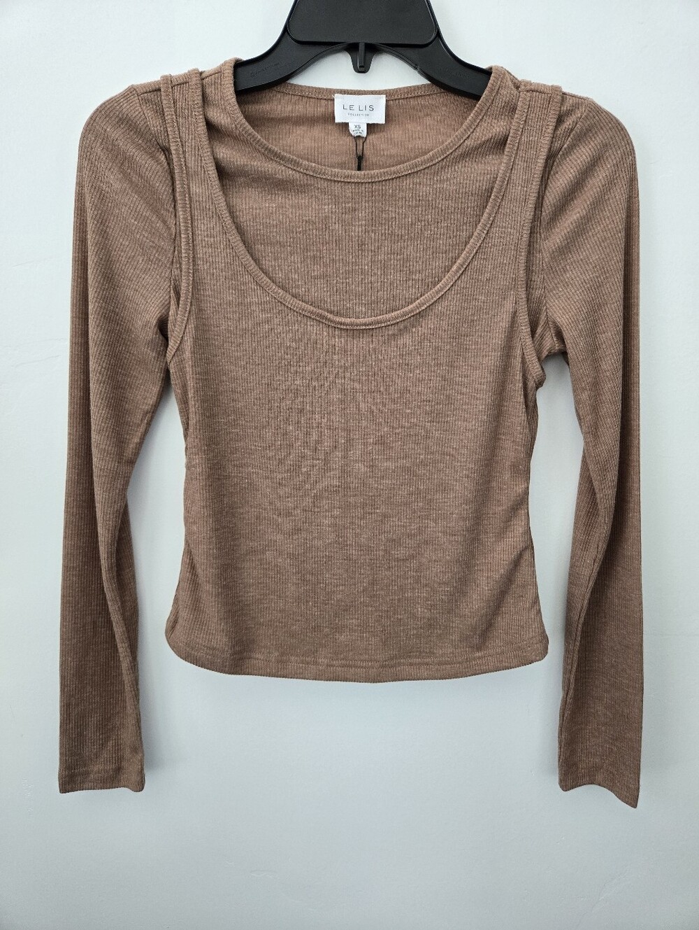 Le Lis Long-sleeve Ribbed knit 2-in-1 double layered effect top. Size xsmall.
